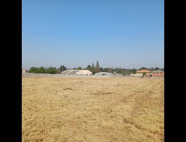 3,852M² VACANT LAND FOR SALE IN HENLEY ON KLIP